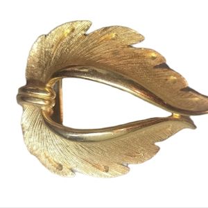 Vintage‎ Jonette brooch